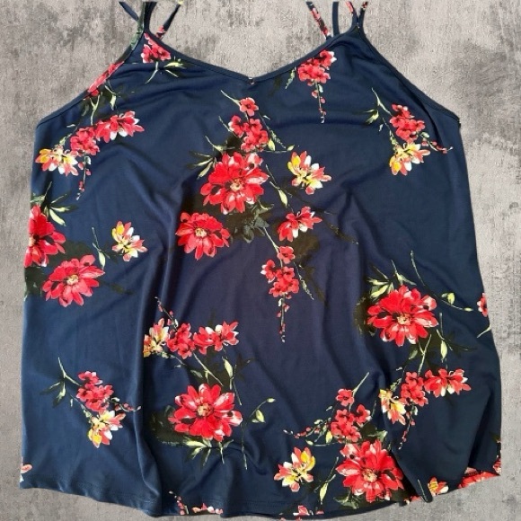 NWT Stitch Fix Blue Floral Strappy Tank Top | Plus Sizes - Picture 1 of 8